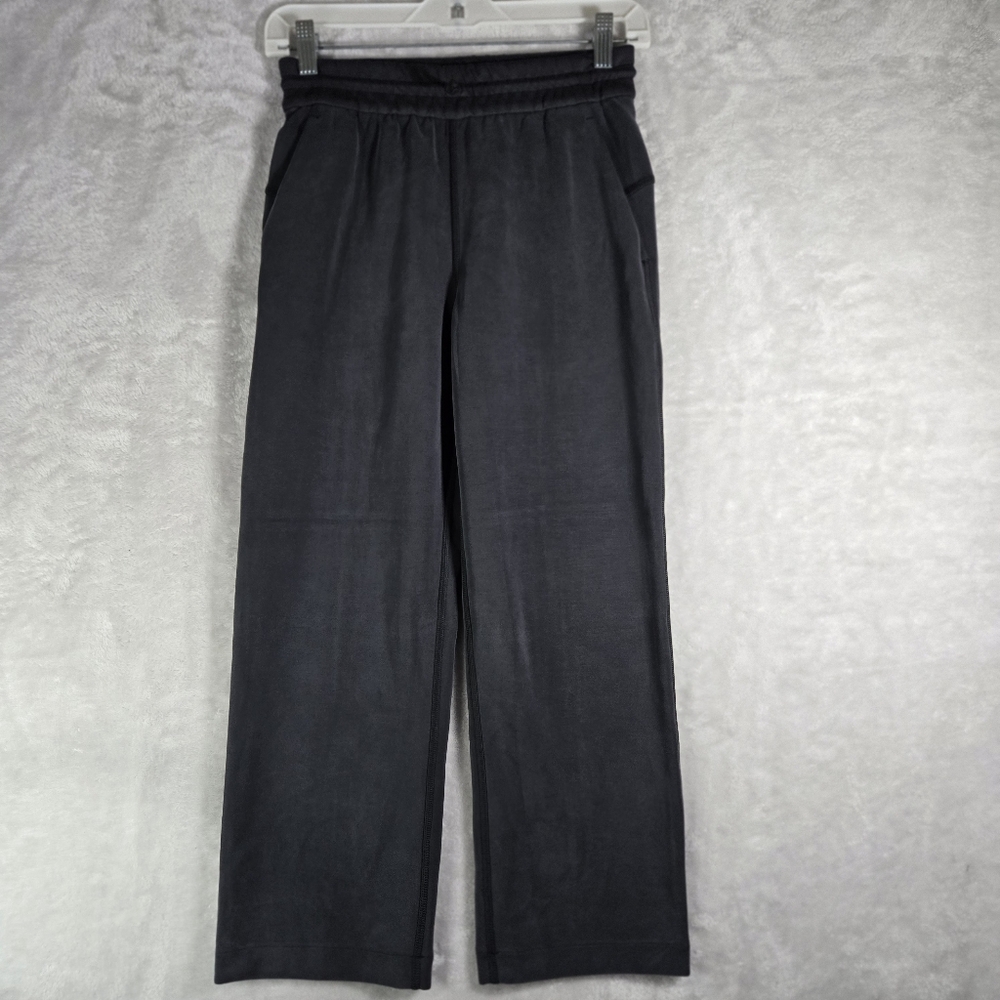 Lululemon Softstreme High-Rise Straight Leg Crop Pants Womens Size  2 Black 24“